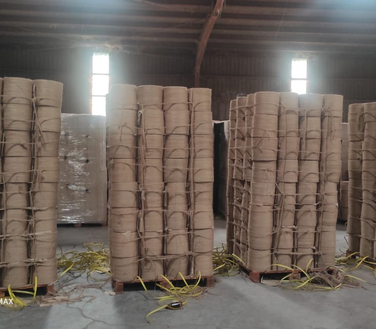 High quality jute yarn for textile and industrial applications